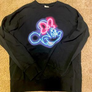 Uniqlo Minnie Mouse Crewneck